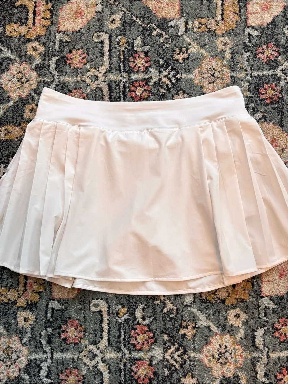 Lululemon Side Pleat High Rise Tennis Skirt in White Sz 10
